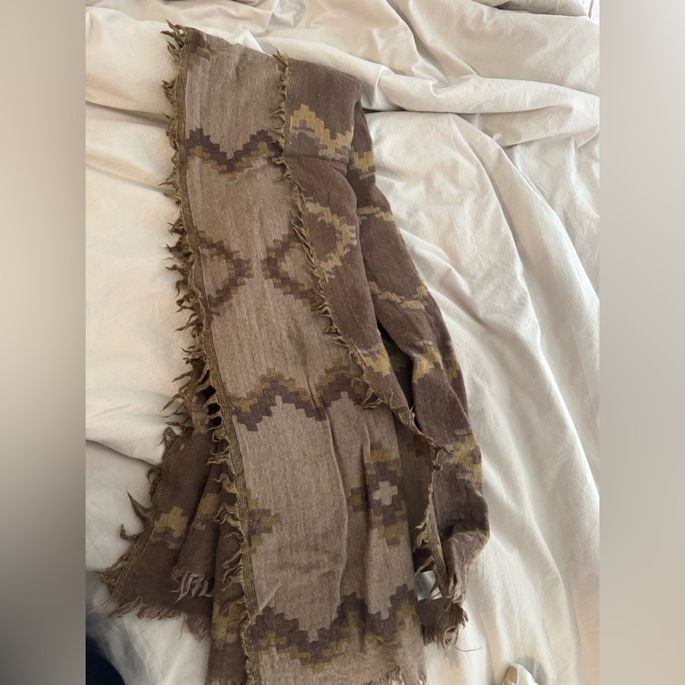 Wilfred scarf